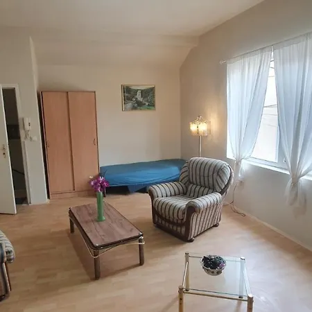 Centar Two-bedroom Apartment *