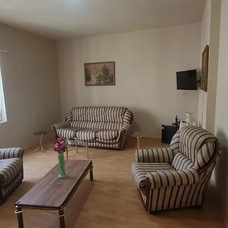 아파트 Centar Two-bedroom